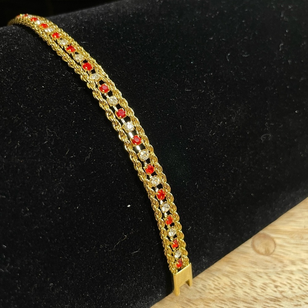 Vintage Deadstock 10KT Gold Filled Bracelet with Prong Set Quartz Crystals - Picture 5 of 7